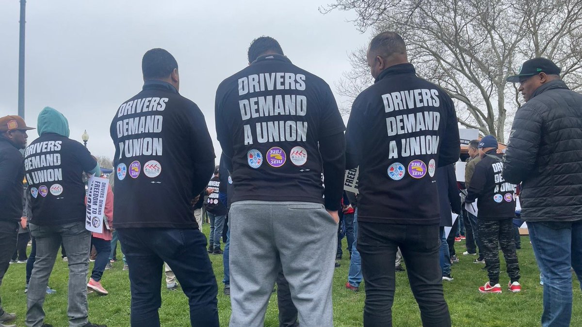 Hundreds of rideshare workers are rallying in Boston to demand a union! “Gig” work is now a core part of the economy, but those who make it run are left with unfair pay & unsafe conditions. Today, they are demanding the respect, protections, & pay they have earned! #UnionsForAll