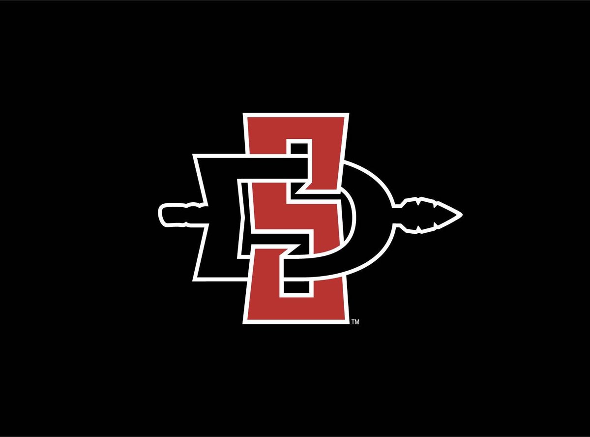 Beyond blessed to receive my 4th Division 1 offer from San Diego State University. Thank you coaches for this opportunity.
@RobAurich @DarianLH3 @GregBiggins @adamgorney @BrandonHuffman @ChadSimmons_ @AztecRecruits @daveydave99 @SeaKingFootball
