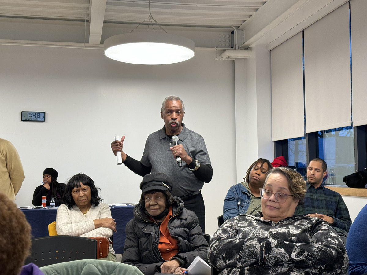 At last month’s Community Conversation, we kicked off our Housing series, discussing street planning + legislative advocacy. Thanks to @NYCPlanning BX Director Philps for engaging with us and to all who joined—we value your feedback. Stay tuned for info on our May Conversation!