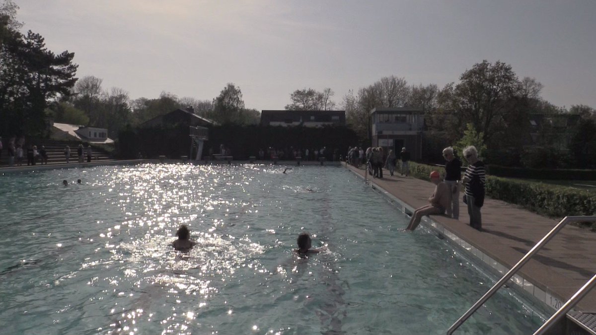 Feestelijke heropening zwembad Het Baafje in #Heiloo [FOTO´S & VIDEO] beatfm.nl/nieuws/artikel… #Alkmaar #Egmond #Castricum