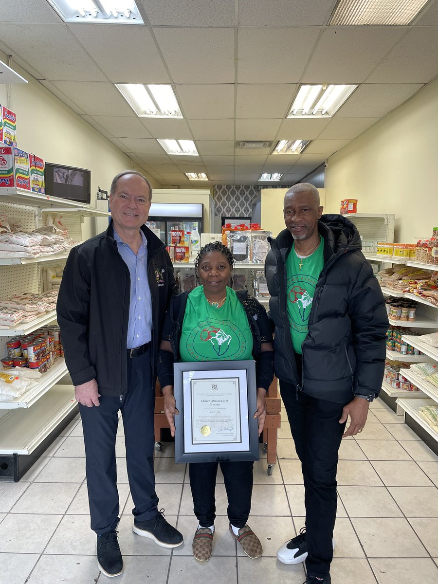 I stopped by Chosen African Carib Grocery Store to congratulate them on their Grand Opening. It was great to see the wide selection of African and Caribbean products here in #Pickering and to meet the amazing owners who help make our community a better place to live.