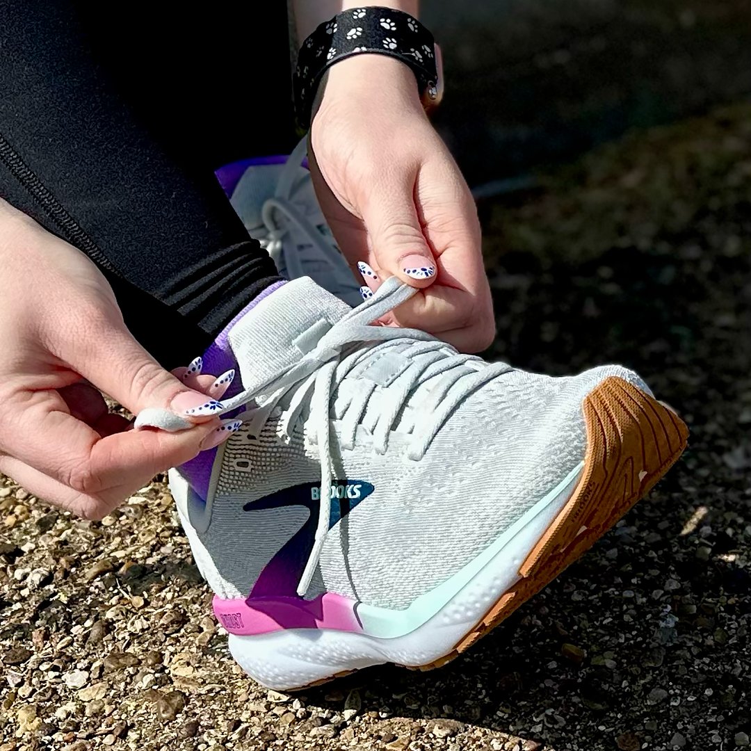 Lace up the next generation of 👻 The Brooks Ghost 16 • now available bit.ly/3UqmLOG #cardinalssportcenter #shoplocal #LetsRunThere #brooksrunning