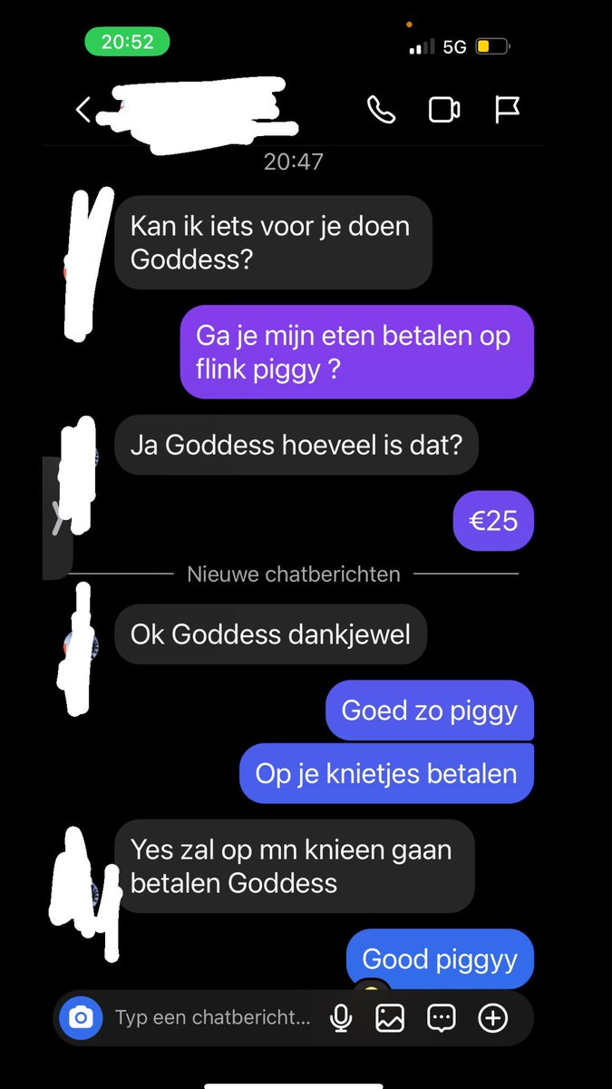 SapphireLillith's tweet photo. Zoals het hoort , ik hoef er niet om te vragen. Kwamen jullie hier maar vaker mee…..
Maar in Iedergeval mijn favoriete Piggy van de maand.
Zoals het hoort aan mijn voeten. https://t.co/RfFhU59btX