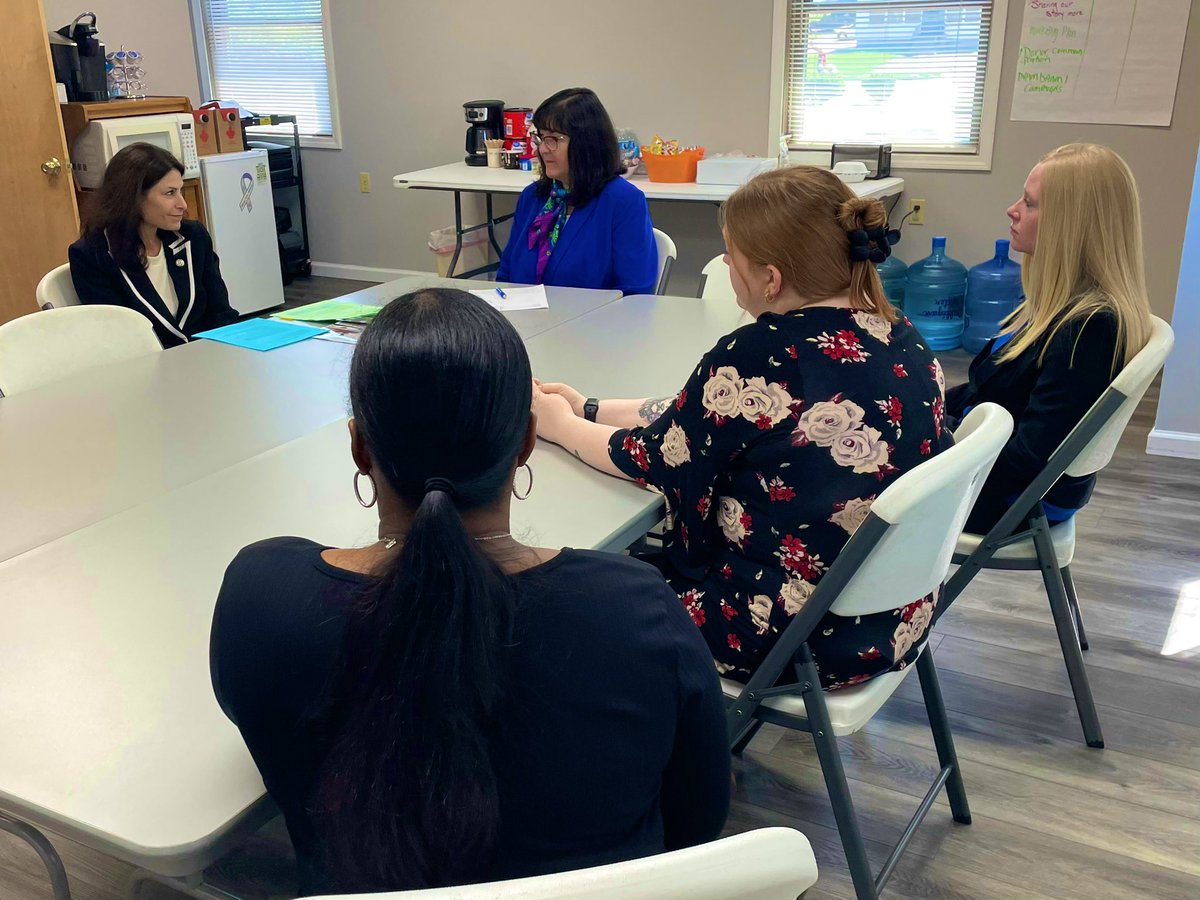 For over 50 years, @AwareShelter has been a resource for Jackson Co residents to receive support when escaping unsafe home environments. @MIAttyGen @dananessel toured their facility and learned from staff about their housing, food pantry, clothing & social services programming.