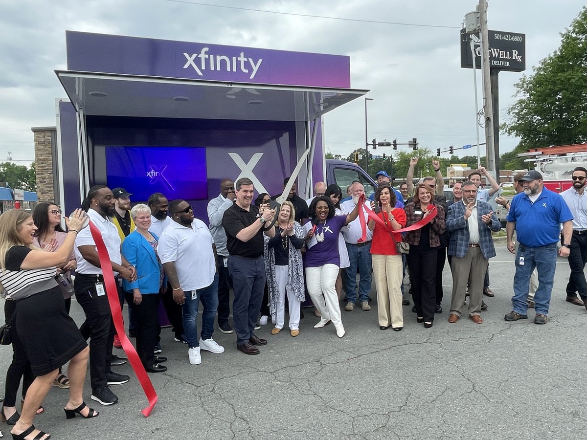 The ribbon is cut! ✂️ Thank you to Cabot for welcoming us 💜 Comcasters were invited to sign a piece of the ribbon ✍️ It will be displayed in the Cabot Chamber of Commerce!