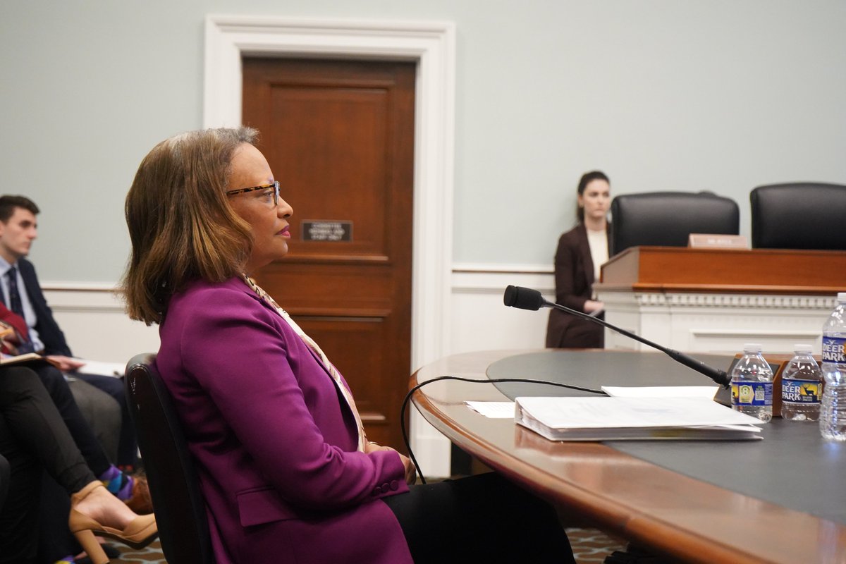 I met with HUD @DepSecTodman to discuss the state of homelessness in America and what additional resources are needed to expand access to affordable, reliable housing. Housing is a human right and our funding levels should reflect this.