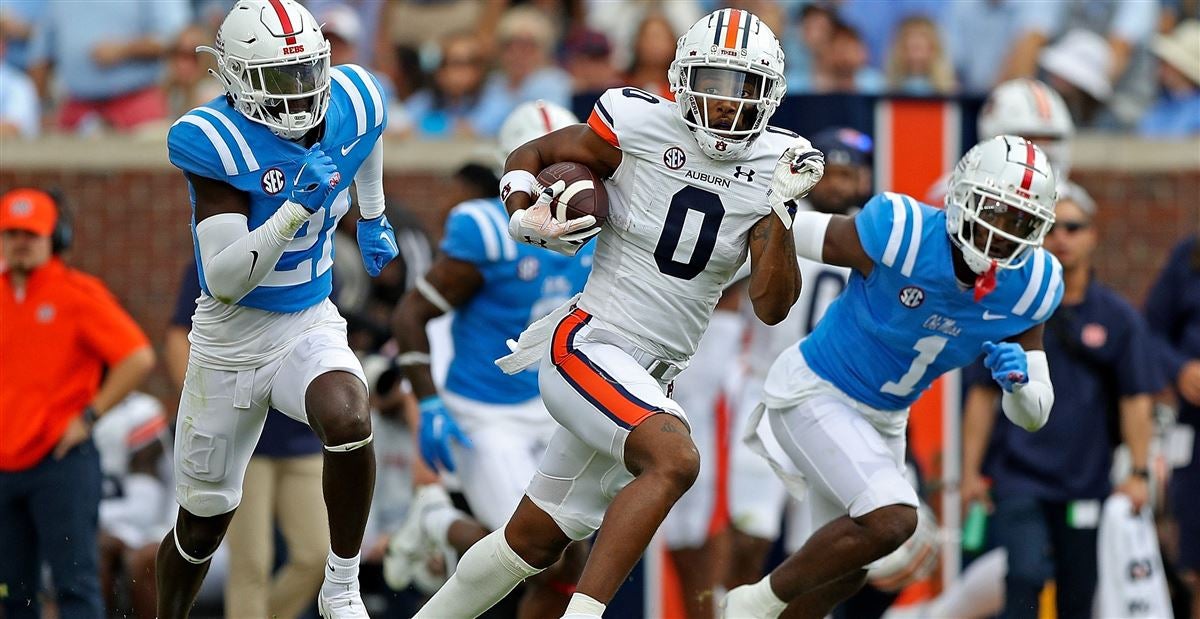 Auburn WR Koy Moore has entered the transfer portal as a grad transfer, @mzenitz and I have learned for @247Sports. Moore began his career at LSU. 247sports.com/player/koy-moo…