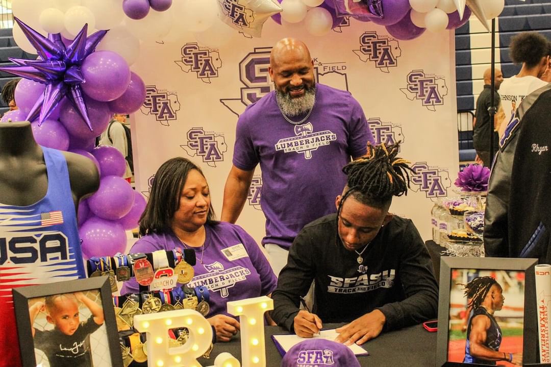 It’s official 🔐 #AGTG <a href="/CoachHansenSFA/">Rob Hansen</a> <a href="/CoachColeman_TF/">COLTON COLEMAN</a> 🪓