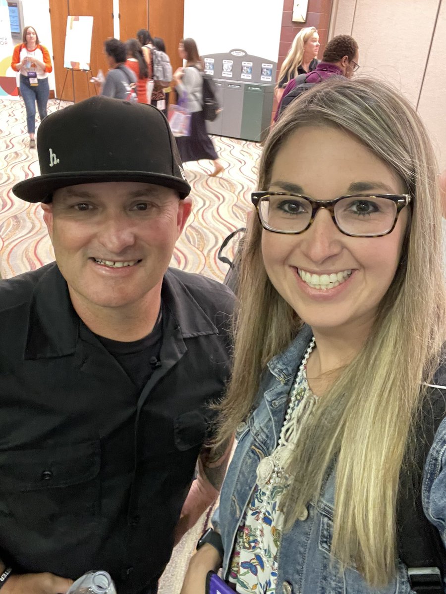 Such a great start to the morning! @brewerhm brought the energy and inspiration! #boostconference @TEAMBOOST