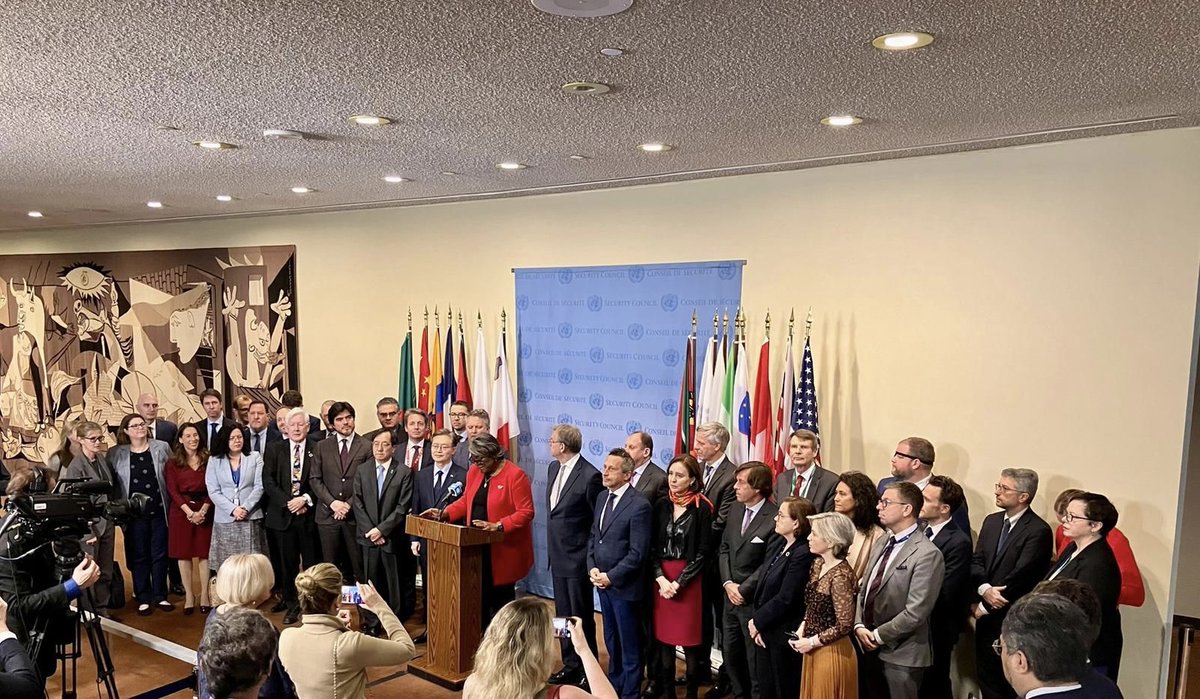 🇦🇱 joined 🇺🇸, 🇪🇺 & other 48 MS in regretting the 🇷🇺veto which disbanded the 1718 Committee PoE, undermining the work of SC under Chapter VII resolutions which address threats posed by the DPRK unlawful ballistic missile & WMD programs, jeopardizing international peace & security.