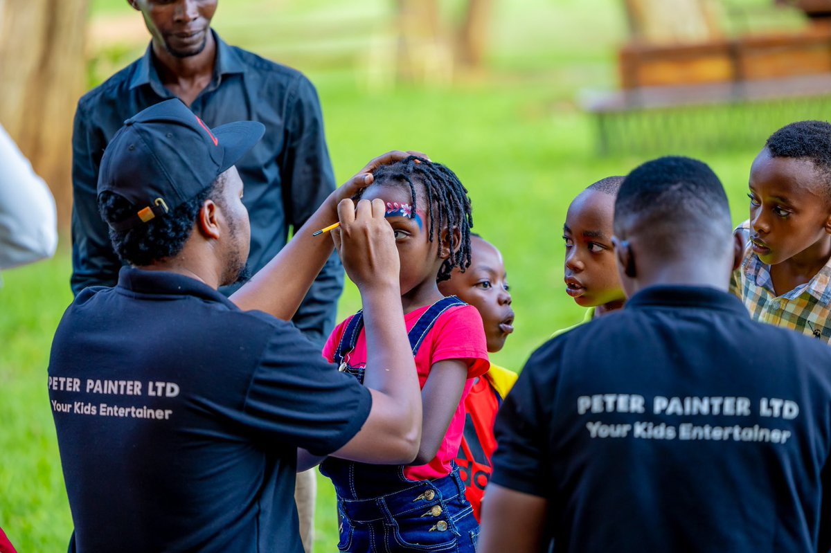 Today was Family Day at RICA. More than 200 employee family members were introduced to the RICA campus. Strengthening bonds, creating lasting memories, and recognizing the crucial role of family in our employees' success. @RwandaAgri  @Rwanda_Edu #FamilyDay #RICA #SupportSystem