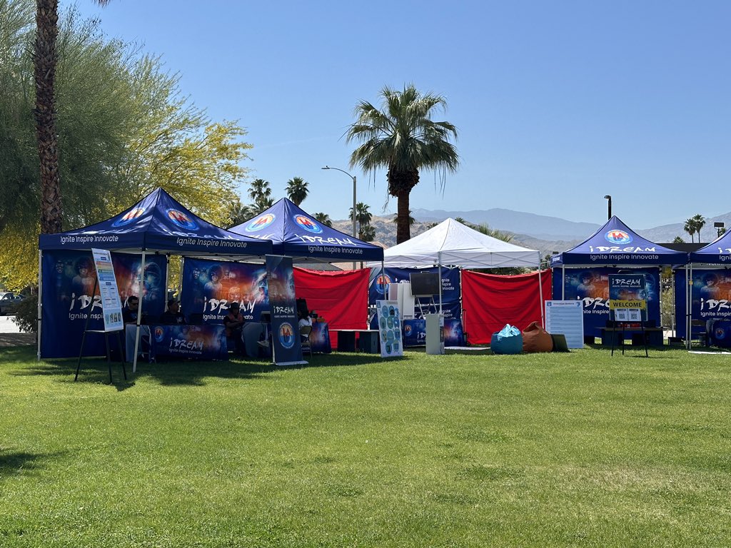 Head outside to the PSCC East Lawn and visit our Get On the Bus Mobile Learning Demonstrations! @lifestreamblood @LAUSDCIO #boostconference