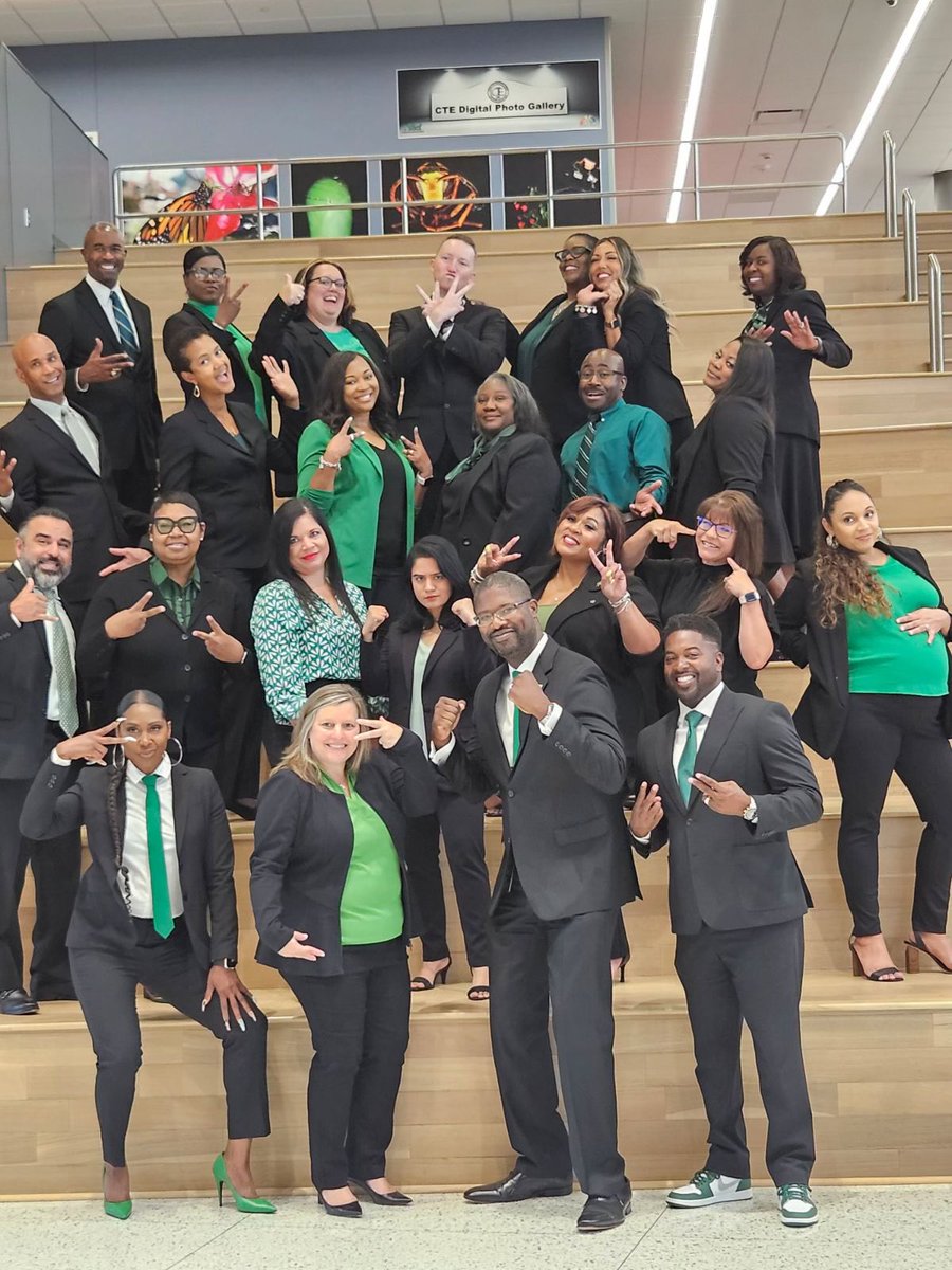 Happy National Principal Day to the coolest group of Principals on this side of the planet! #wearealief