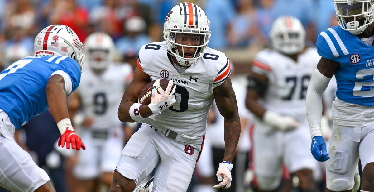 Auburn WR Koy Moore has entered the portal as a grad transfer. Two seasons at Auburn after transferring in from LSU, only three receptions last year 247sports.com/college/auburn…