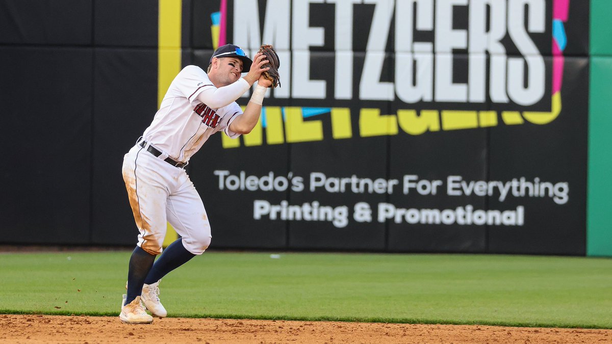 Wednesday night baseball. 🕡: 6:35 p.m. 📻: @TheGamblerRadio 💻: @ballylivenow