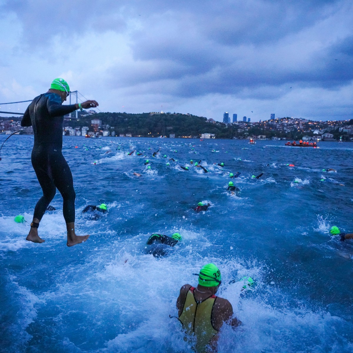 Dive into history at Challenge Istanbul! 🕌 This intercontinental triathlon is making its comeback on 1 September. Plus, the top three in each age group can secure a spot in The Championship 2025. 🏆 Entries open today at brnw.ch/21wJmxO. #wearetriathlon