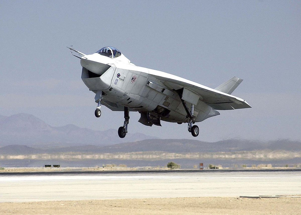 crazy that Boeing thought this was ever gonna be the F35. look at it. fat idiot