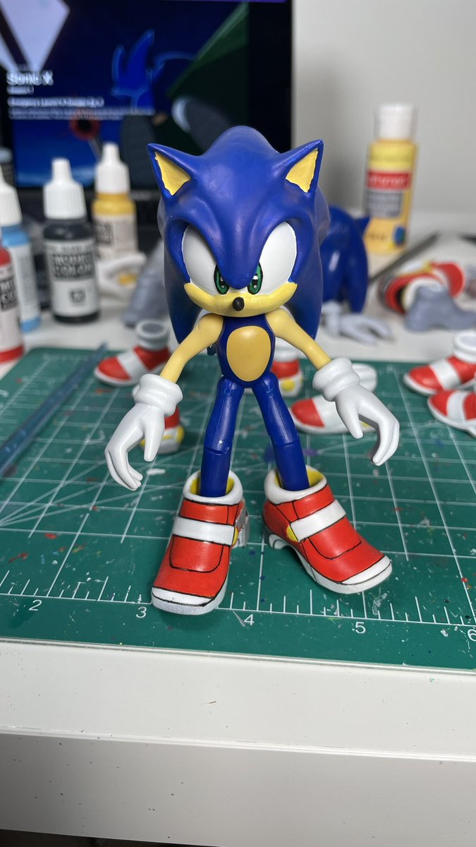 HERE HE IS! SA2 Jakks Sonic figure! The parts will be for sale soon and this is the first figure I’m using wave 16 sonic as the mold. The soap shoes are different than my previous release as they will have peg holes for a planned deluxe accessory 👀