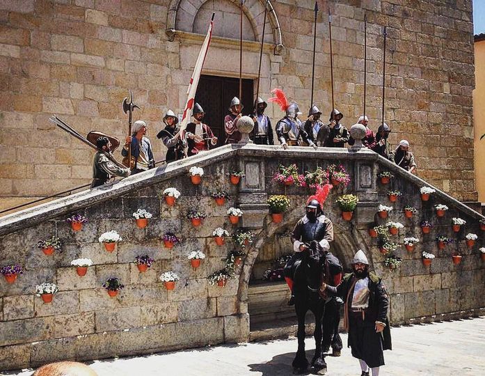 #TalDiaComAvui, 5 de maig de 1640, els revoltats intenten assaltar la abadia d'#Amer i el virrei prepara el càstig per les viles de #Riudarenes i #SCFarners +info: lasega1640.cat/que-passava-el… #RevoltaDelsSegadors @CulturaScf