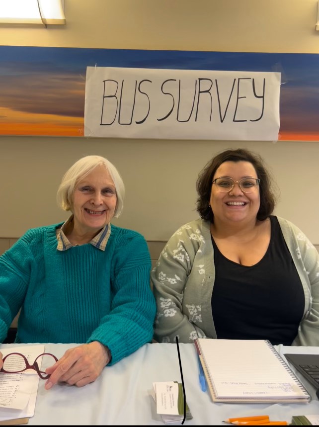 Volunteers are available right now at Collins Hall, The Elliot Lake Library, 1 Washington and 100 Warsaw. Volunteers will be available until 4:30pm today. Can't make it today? Volunteers will be in the same spots from 12:30pm to 4:30pm next Tuesday to help you complete the survey