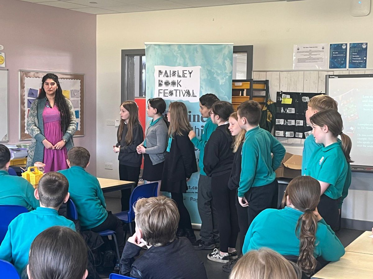 As part of Paisley Book Festival we were delighted to welcome author @nadineaishaj into school. We loved listening to her stories and talking with her afterwords @scottishbktrust @onerenculture 📖 #authorvisit #readingschool