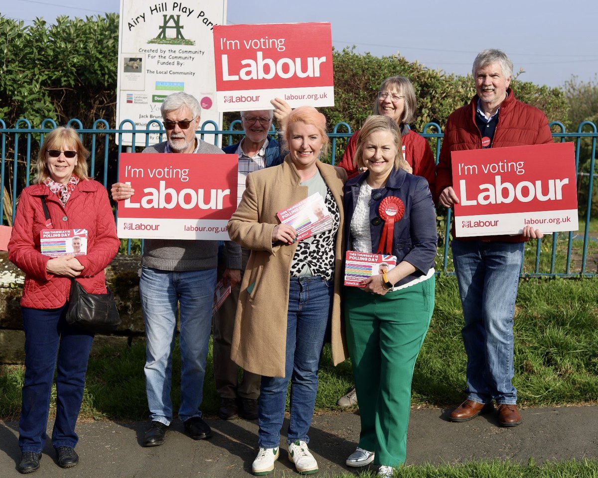 MsAlisonHume's tweet photo. Thank you to Louise Haigh MP, our fantastic Shadow Transport Secretary for joining us in #Whitby for our eve of poll canvassing session for David Skaith. Don’t forget #VoteSkaith #VoteLabour &amp; remember your photo ID 🪪 https://t.co/xch5okXirU