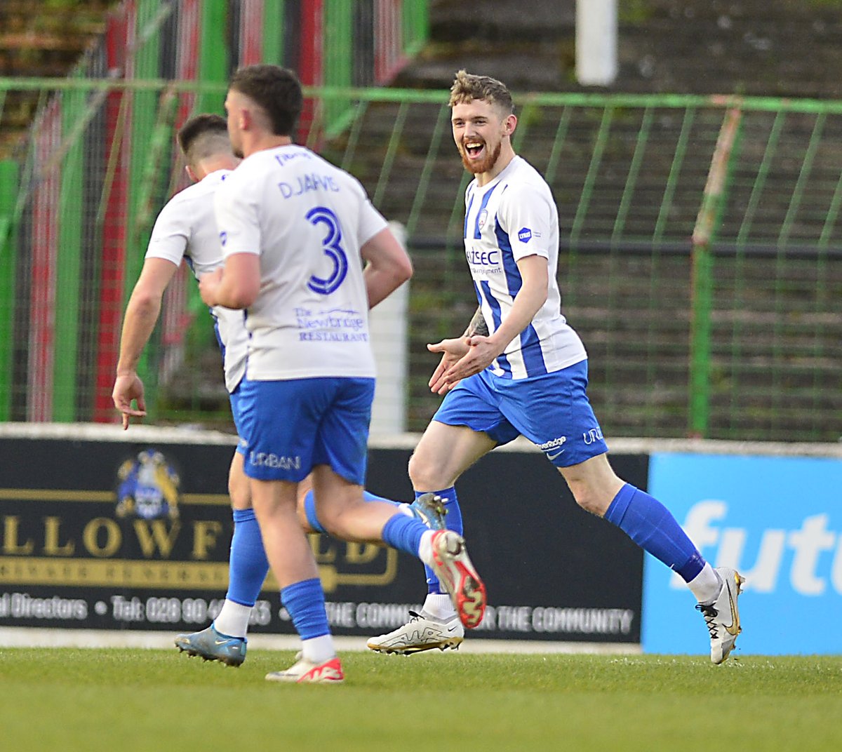 Leading by two now at the BetMcLean Oval 🔥 @ColeraineFC 🔵⚪