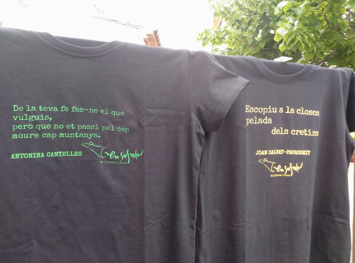 Enguany, per tal de poder pagar L'Ensofrada, hem fet aquestes dues samarretes, una dedicada a Antonina Canyelles i l'altra, a Salvat-Papasseit. Les podreu aconseguir, per deu euros, a L'Ensofrada, els dies 10 i 11 de maig a Marçà.
