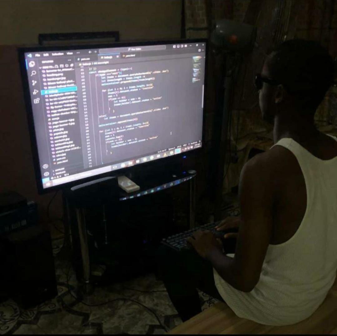 Klav_ito's tweet image. Happy New Month X Fam🗓️

Lfg!!! 📈🥂🏁
#30daysofReactJS