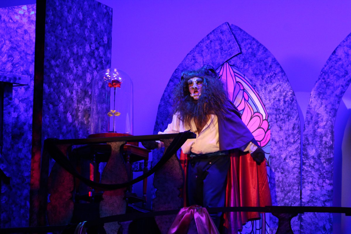 PLSHS presents Beauty and the Beast: The Musical THIS weekend! Here are the dates and times: Th 5/2 at 7pm, F 5/3 at 7pm, Sa 5/4 at 2pm and 7pm, and Su 5/5 at 2pm. Prices are $10 for adults and $5 for students/seniors. Buy your tickets here: showtix4u.com/event-details/… 🥀