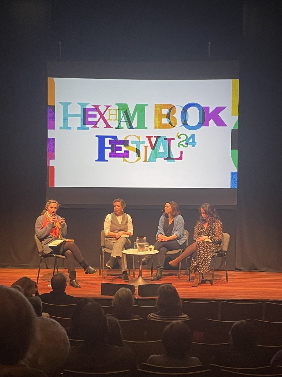 Thank you @hexhambookfest for hosting the proof party for @HachetteUK authors - @rjblackmore1 Janina Matthewson and Penelope Slocombe. Great audience questions too! First event for #Costanza and it was a beauty!