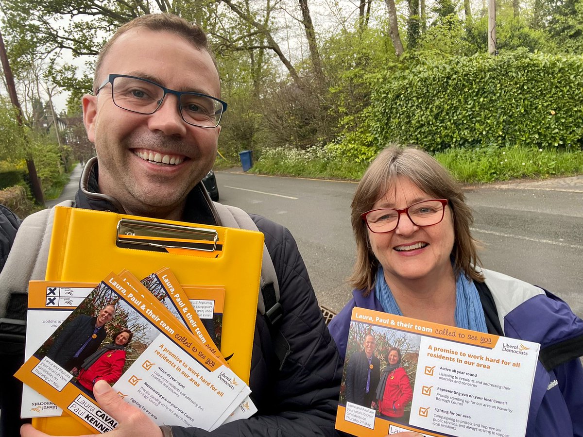 What could be better than an afternoon visit to the beautiful village of #Wormley...? 😊 

It was wonderful to be able to chat with residents & let them know about our dedicated & hard-working Lib Dem 🔶 candidate, @LCavaliereHR, for tomorrow's #Witley & #Milford by-election 🙏
