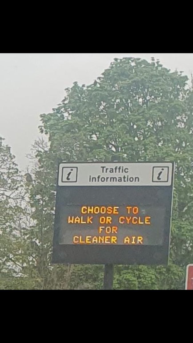 @hertscc you facilitated a gigantic freight interchange here in Park Street #StAlbans which will add thousands of extra lorries & vehicles on local roads despite overwhelming opposition.
Your reminder for #CleanAir is ironic & insulting don’t you think ❓
#Hypocrisy 
#pollution