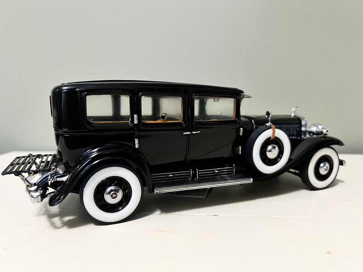 I know it’s not NASCAR but this is really cool 🔥 Al Capones 1930 V-16 452
Cadillac Imperial Sedan
This incredible detail inside and out. These pictures don’t do it justice. It’s made by Franklin Mint
#AlCapone  #Cadillac 
#RowdyNation