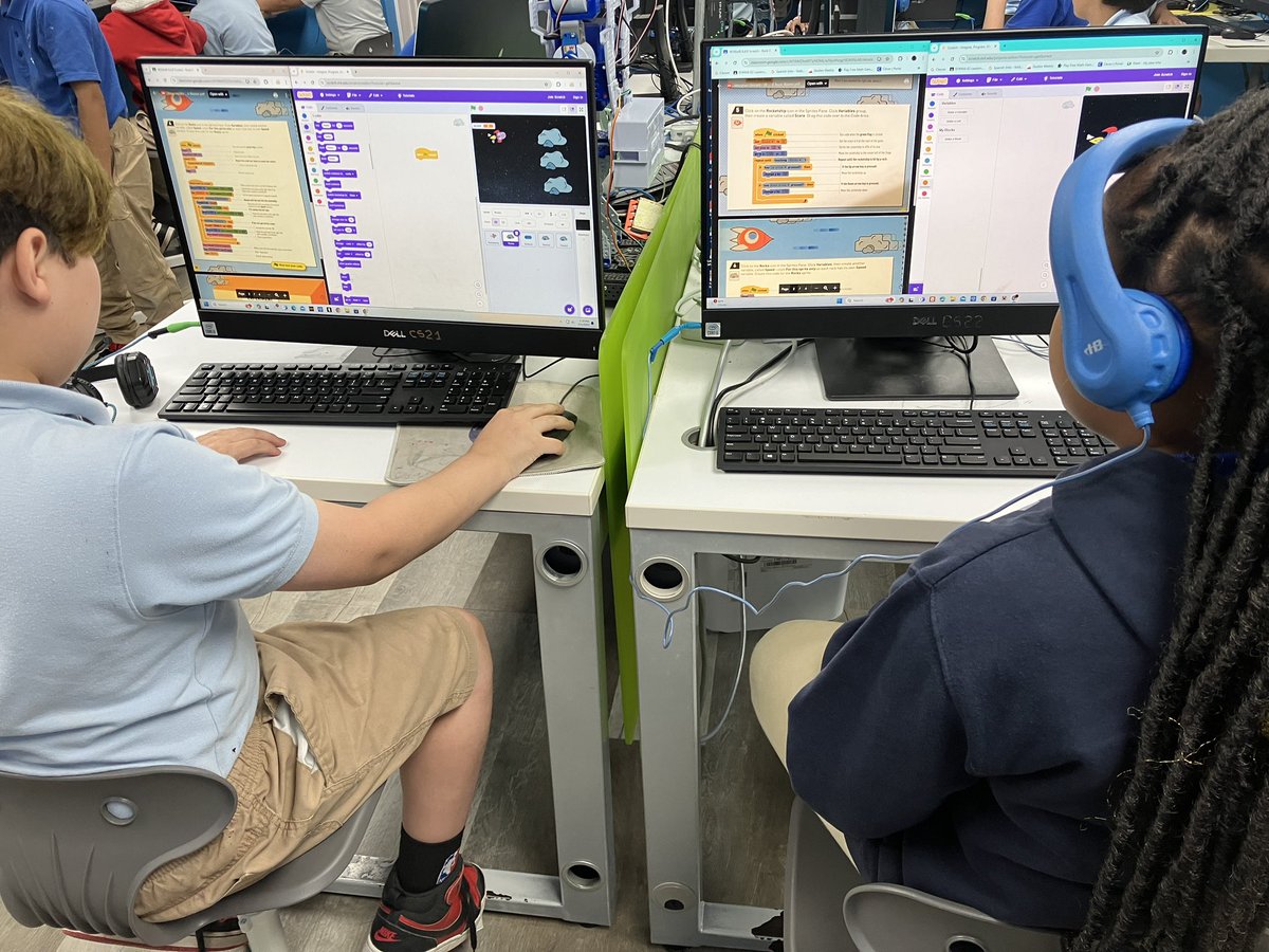 Our 4th grade students at @efwmaschool continuing #learning  #coding with @scratch  
#equity #diversity #inclusion #confidence  #debugging #problemSolving #creativity #CSforALL #EveryCanCode #codeisfun  #education #kids
#ITeachCode @AFEteacher