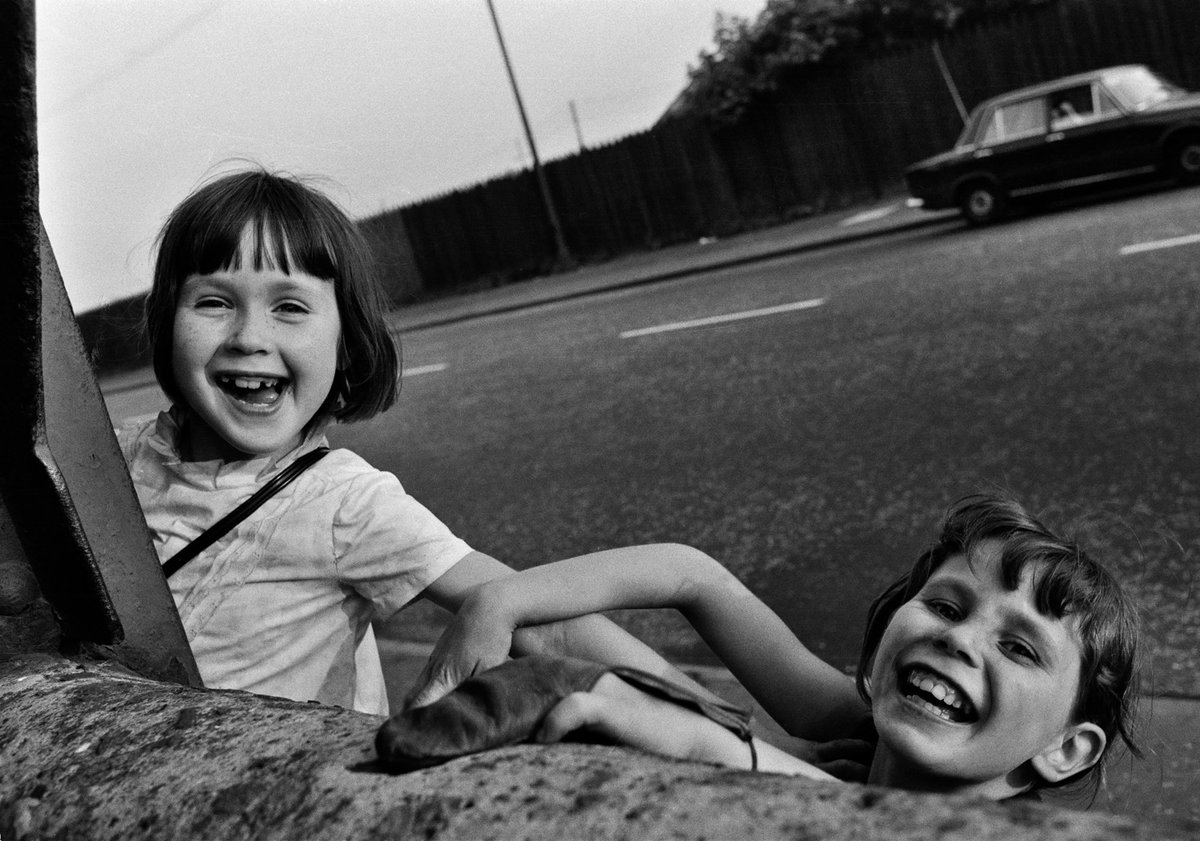 When kids ruled the streets!
.
Glasgow, 1969.
Photos Gabriele Basilico