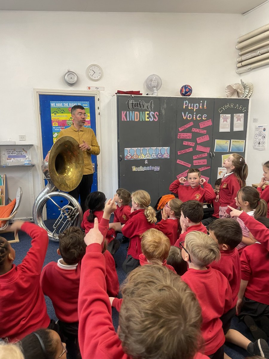 kirtley_mrs's tweet image. What a wonderful morning as 2HK found out about careers in the music industry with our guest, Tom Pinder. We loved finding out about life as part of an orchestra &amp;amp; performing with international stars. Diolch Tom, we loved every minute! @llandaffcity #Worldofworkweek @CSCJES