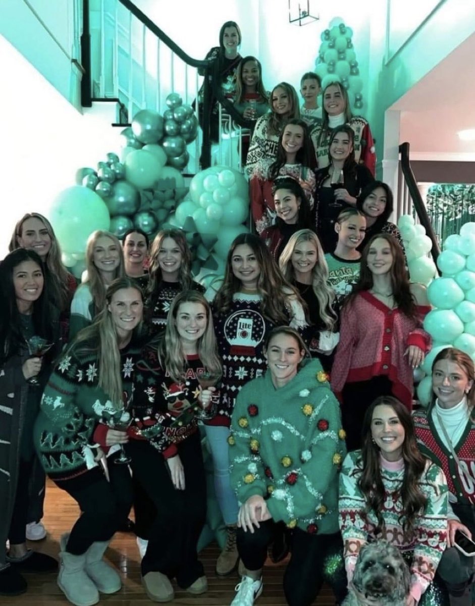 This photo of Philadelphia Eagles’ players wives and girlfriends at a Christmas party in 2023 is currently going viral 👀