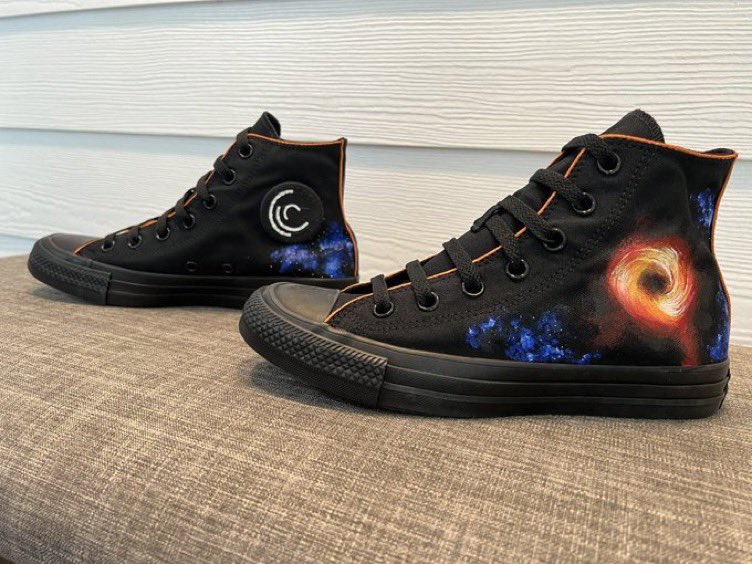 Our “Black Holes” Kicks arrived just in time for our event…. and everyone loved them! Can’t wait to see what @rocketgirlharp has in store for our next event and every Spacepoint event this year!