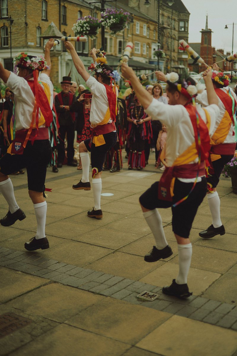 Happy May Day to you all - and especially to those of you who danced in the dawn this morning! Dance is right at the heart of Saltburn Folk Festival, and we're looking forward to welcoming some fantastic teams this year. 📸 Thanks to Michael Sreenan for these lovely photos.