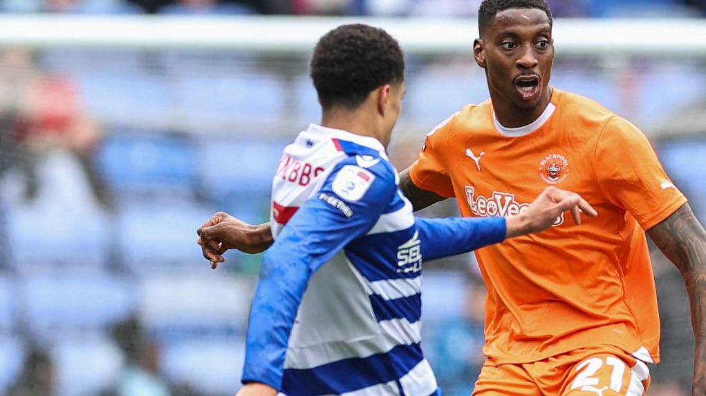 ⚔️ No other player blocked more passes (76) or made more tackles (130) in League One than #ReadingFC’s Harvey Knibbs this season. Applying pressure. @HarveyKnibbs