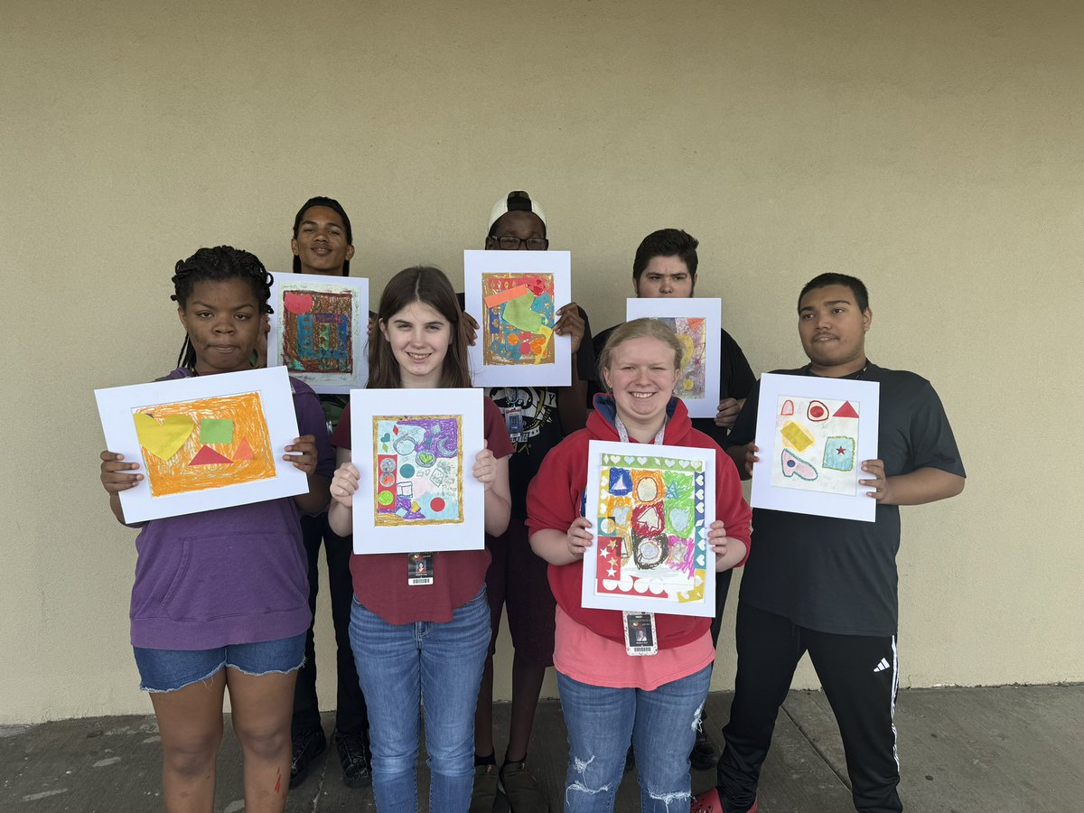 Had a great time at @OrangeEaselArt getting our creative juices flowing with our multimedia and splat paint projects!! #FUNctionalSkills @TonkaNation @EdwardBTate @NKCSchools