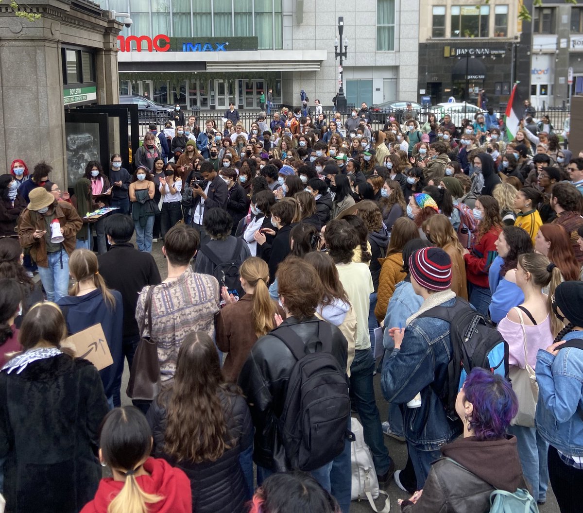 BREAKING: Hundreds of Emerson students rally at the Boylston T station in Boston Common.