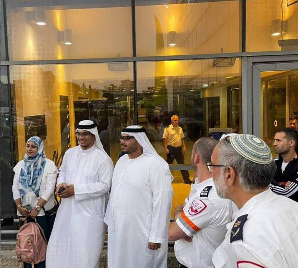 ⚡️🇪🇭🇮🇱🔻 An #Emirati psychiatric medical team has arrived in 'Israel' to treat #Israeli soldiers suffering from the effects of #Gaza and to provide psychological help after the disturbances, panic, and psychological problems faced by those who withdrew from Gaza.
#ArabTraitors