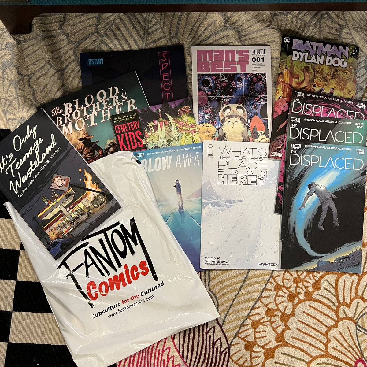 I stopped by the incredible @FantomComics and picked up a ton of excellent comics. I love Fantom. It’s the most friendly, community focused shop. If you go in, they have flyers with codes to read the first issue of A Ghost Arm Made of Angry Ghosts for free. Go get some comics!