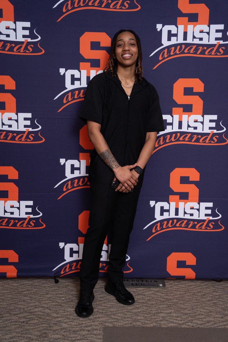 Cleaned up nice for last night’s Cuse Awards 📸🍊
