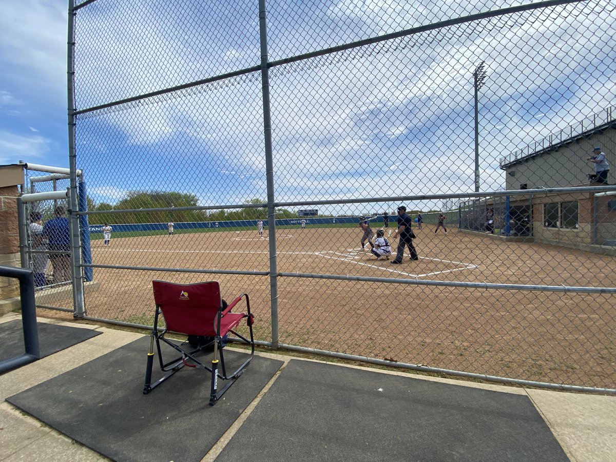 Absolutely beautiful day to catch some @UDubuqueSports playoff lacrosse and non-conference softball action! #FlySparty #RepTheDBQ