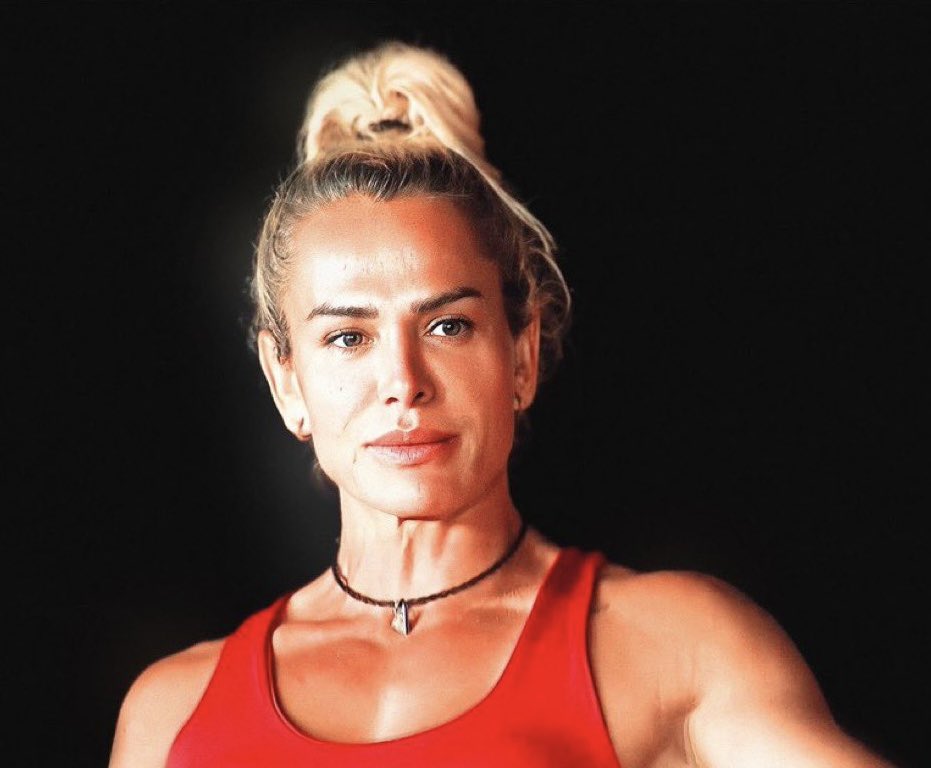 Şu bir gerçek ki TEK BACAKLA düello da, bu erkekleri malamat edecek!

Herkesin korkusu Nagihan'ın tek bacakla onları malamat edeceğini bildikleri için bütün yaygara bundan kaynaklanmaktadır!

Nagihan Karadere Survivor'a yön vermeye devam ediyor!

🤫🤫🤫

#SurvivorAllStar2024