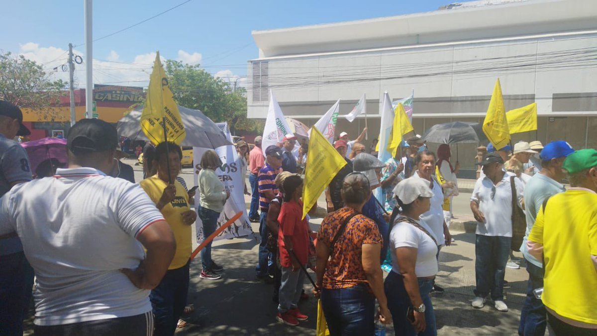 La nueva fuerza unitaria #LeMarchoCambio 
📍Santa Marta