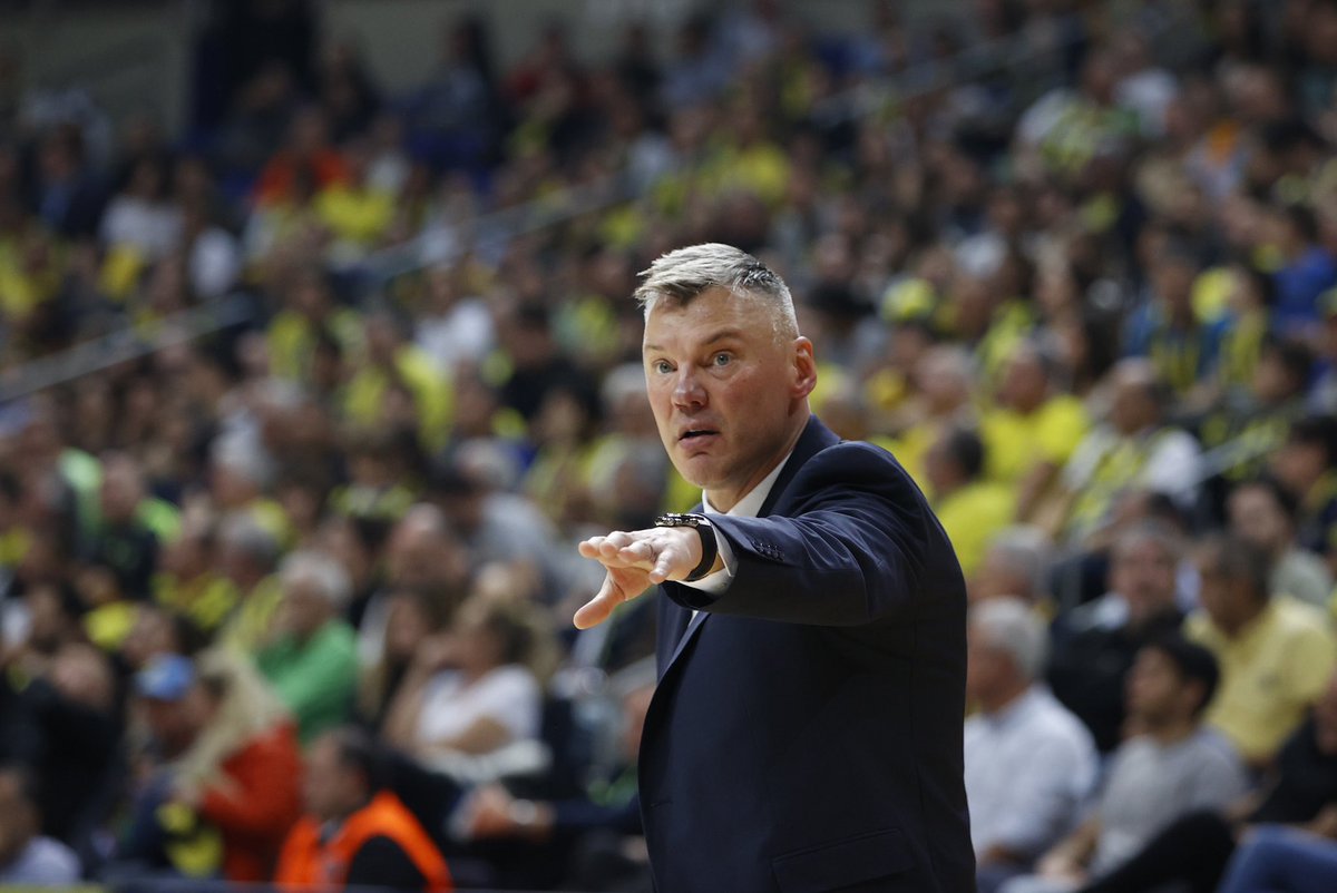 Sarunas Jasikevicius: “Daha iyi yapabileceğimiz birçok şey var ama ikinci yarı gerçekten iyiydik. Savunmada gayet iyi iş çıkarttık. Bu galibiyetten bir tane daha ihtiyacımız var.”